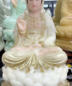 Quan Âm Nhũ Mạ Vàng