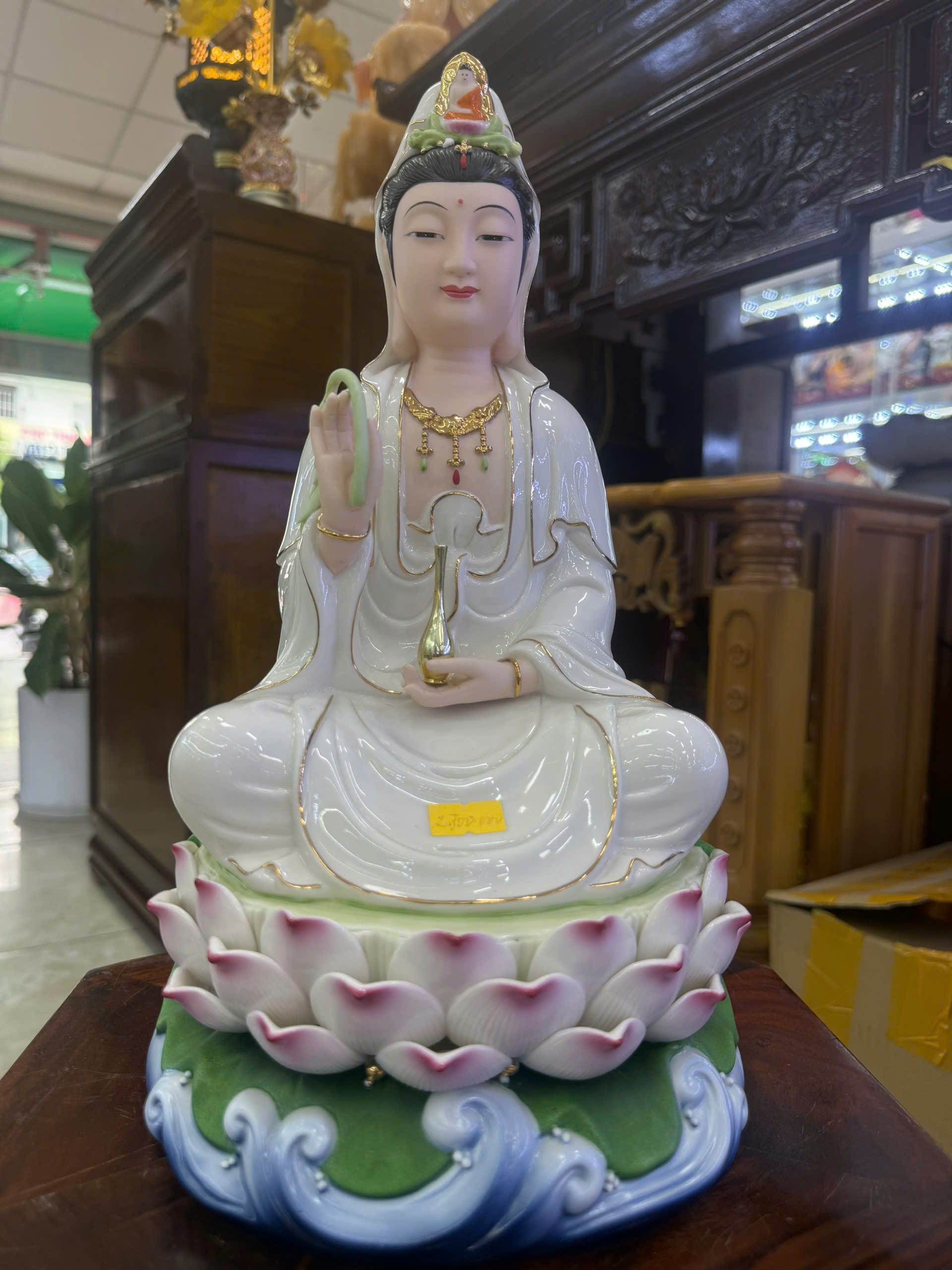 Quan Âm Sen Nổi 14 Inch